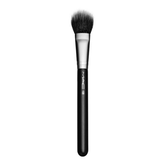 MAC 159 Duo Fibre Blush Brush - Picture 2 of 7